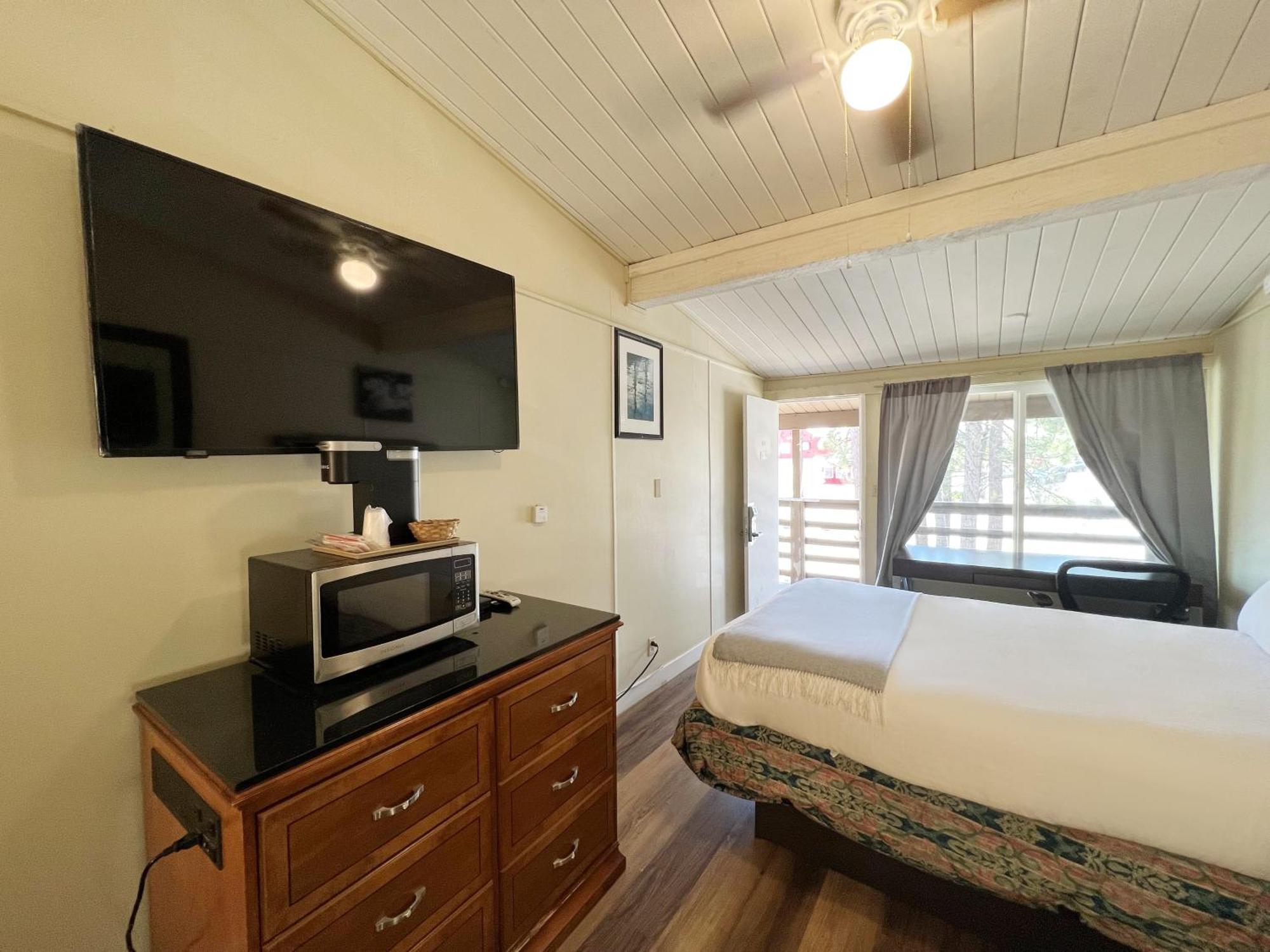 Omeo Suites Big Bear Біг-Бер-Лейк Номер фото