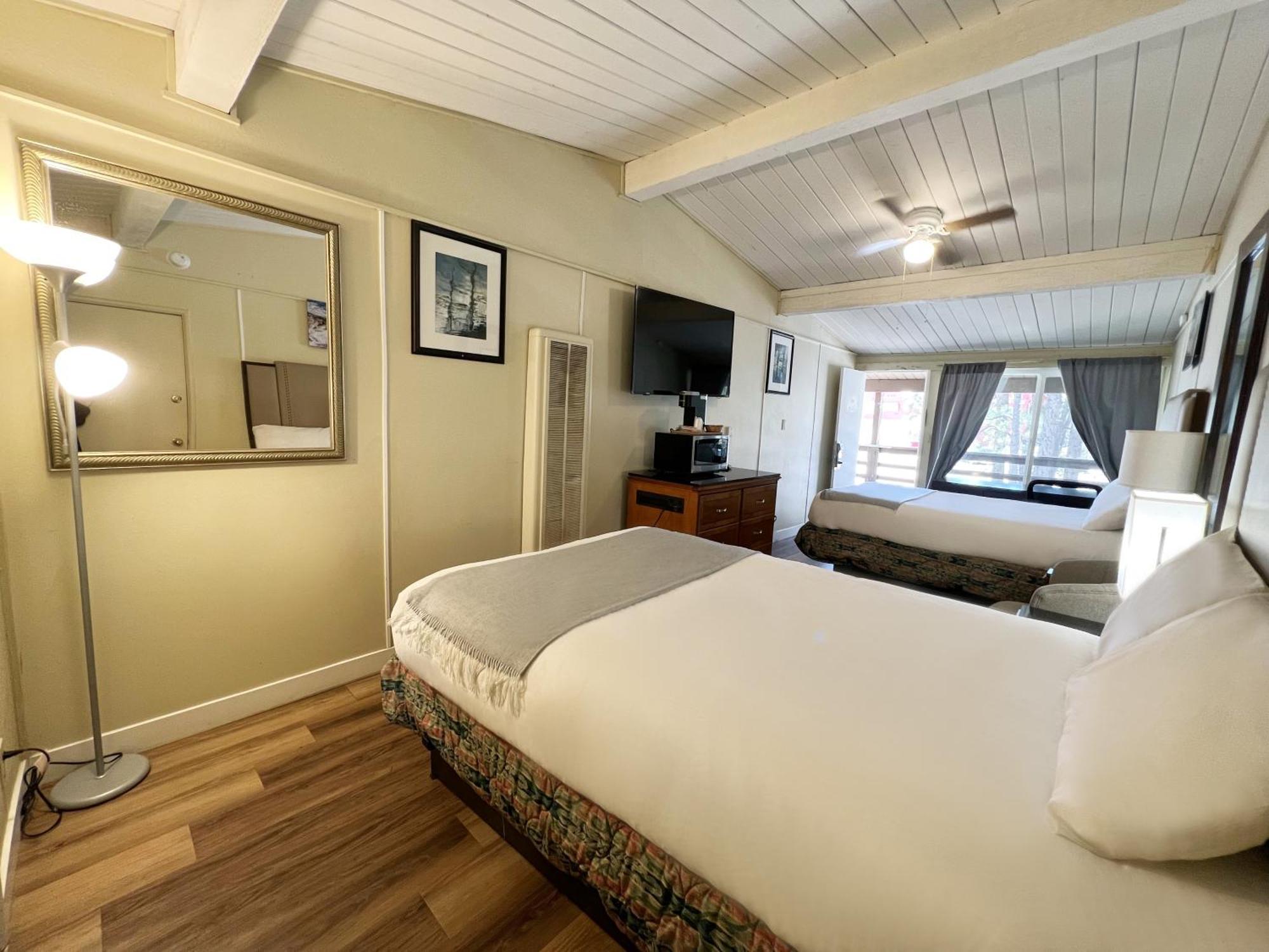 Omeo Suites Big Bear Біг-Бер-Лейк Номер фото